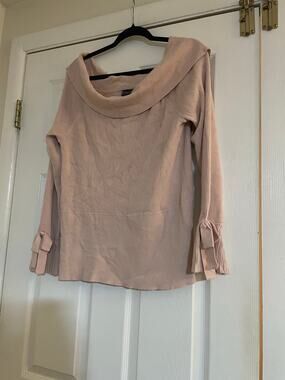7th Ave. Pink long bell sleeve soft girl sweater size XL
